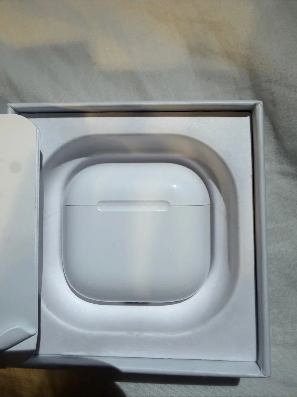 Apple AirPods Pro Wireless Earbuds Case - White - Brand New